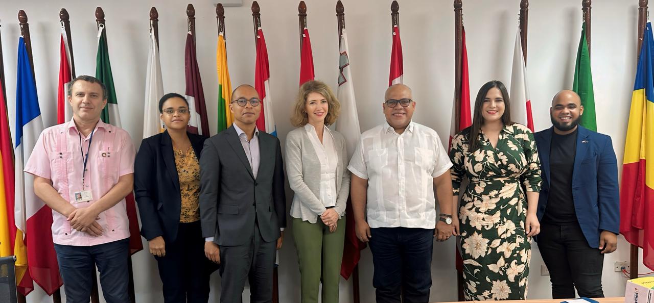 Director Promipyme sostiene encuentro con embajadora Unión Europea